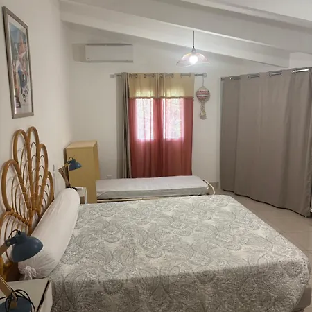 Villa Bas De Carcipino